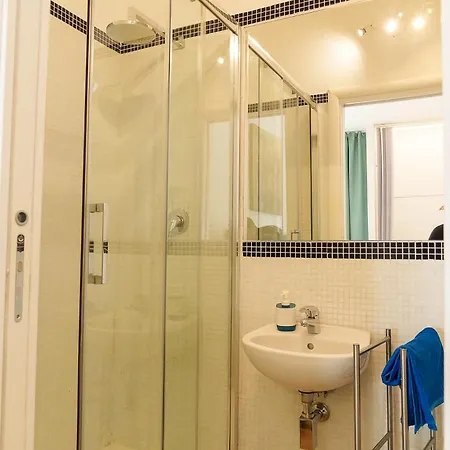 Gæstehus Via Prospero Petroni 9 - Stazione - 3*