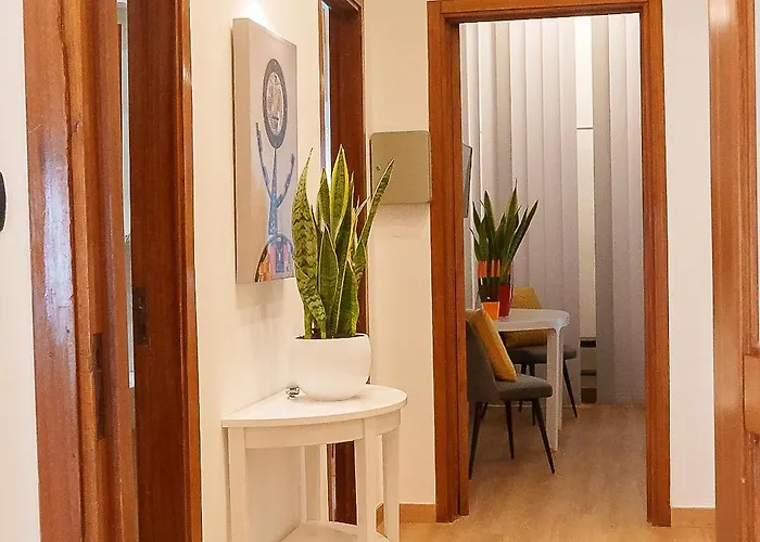 Via Prospero Petroni 9 - Stazione -